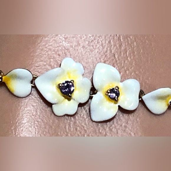 Kate Spade White and Gold Floral Bracelet - Picture 3 of 7